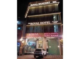The Royall Hotel & Royall Banquet, hotel in Bīdar