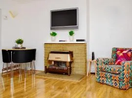 St Mary's Crescent House