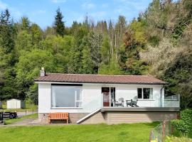 Nursery Cottage, готель у місті Kilmun