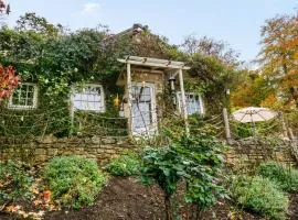 Tucking Mill View - Ukc4467