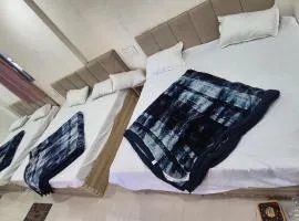 New Mahamaya Guest House