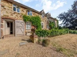 Croxton Lodge & Curlews Nest