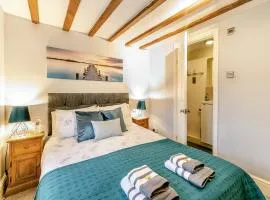 Apartment Two - Uk41162