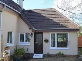 Weather Oak Studio Annexe