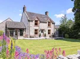 The Farmhouse - Uk4019