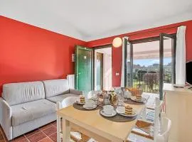 Cosy House Serena- Park & Shared Pool - Happy Rentals