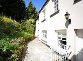 Corner Cottage - Ukc4962