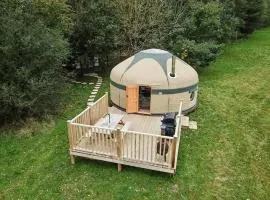 Lake View Yurts
