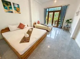 Views Backpackers Hostel