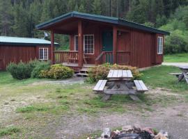 Lolo Hot Springs, camping resort en Lolo Hot Springs