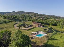 Villa With Trasimeno Lake View In Umbria, Hotel in Piegaro