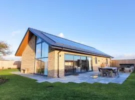 Bailgate Barn - Ukc4646