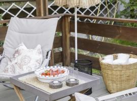 Stavern Terrace โรงแรมในลาร์วิค