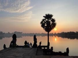 Découvrez Angkors wat avec un guide francophone à Siem Reap, Hotel in Phumi Ta Phul