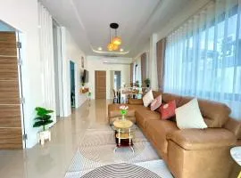 3BR Private Villa in Krabi Near Aonang & Railay