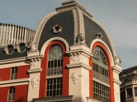 Palacio Bellas Artes San Sebastian, Curio Collection Hilton