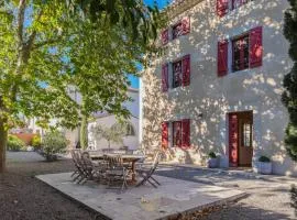 Maison Vigneronne-piscine et vignes