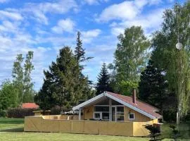 Super Cozy Holiday Home In Marielyst