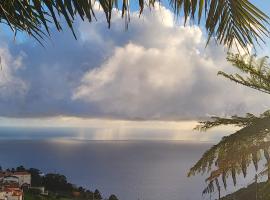 Boutique Chalet in Calheta, hotell sihtkohas Arco da Calheta