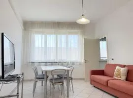 SE220 - Senigallia, pratico bilocale comodo al mare