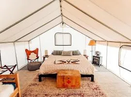 Dreamy Safari Tent for a Peaceful Escape in the Desert in Cane Beds, Arizona