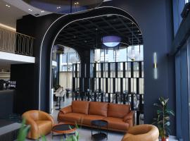 Mece Hotel Tirana, viešbutis Tiranoje