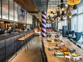 Moxy Kaunas Center, hotell i Kaunas