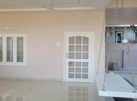 Relax holiday stay: Vākalapūdi şehrinde bir otel
