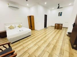 Viesnīca MIRACLE Inn pilsētā Alwaye