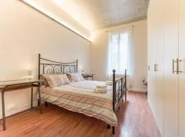 Elisa's Flat - 5 min from Train Station & 10 min from Venice