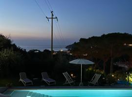 Pisolo, hotel en Procchio