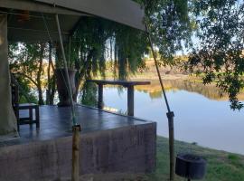 Oewerbos, hotel u gradu Vioolsdrift