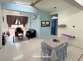 Quiet Corner 3 ROOMS FULL AIRCOND by EZYHOME MELAKA