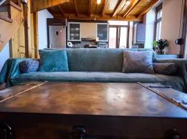 Cozy Windmill View Apartment