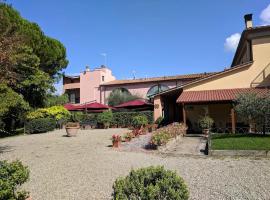 Molino D'Era Country Hotel, hotel u gradu Voltera