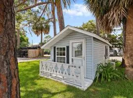 Cozy Coastal Cutie | Budget-Friendly Beach Escape