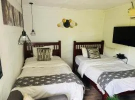Cabin in The Garden – Kwekwe - 2369