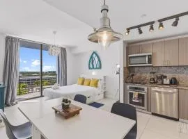 Modern Studio in Downtown Doral