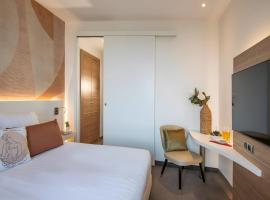 Best Western Premier Hotel Prince de Galles, хотел в Мантон