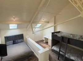 Dock View Lodge