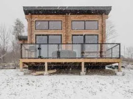 2-BR Lakefront Cottage Rice Lake #8