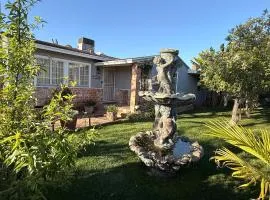 Guest house close to Universal Studios