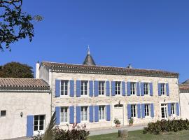 Domaine de Lanis - Chambres d'hôtes avec parc et piscine, hotell i Castelnaudary