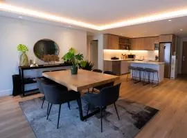 2 Bedroom Sea Point Apartment With Inverter, 2 Secure Basement Parkings & Spacious Wrap Around Balcony