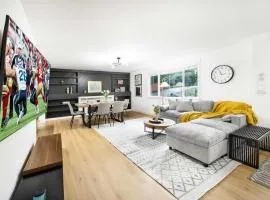 Newly Modern 4BR2BA Rambler by Super Market