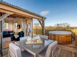 Yorkshire Dales Retreat with Hot Tub & Garden