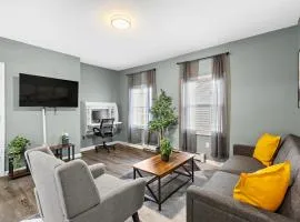 Modern 3BR, Private Parking, 30 Minutes to NYC, World Cup