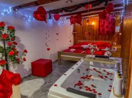 Home La Sierra with WHIRLPOOL BATH for two