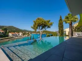 Luxury Seafront Villa Aman Korcula with Pool