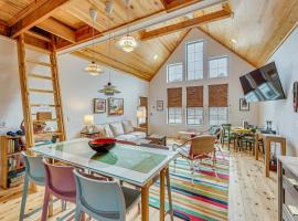 Modern Home Near Lake Martin Fishing Pond On-Site, отель в городе Eclectic